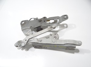 ZAWIAS NABÓJ MASKI LEWY PRZÓD BMW F10 7249887 A300