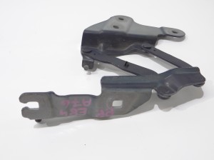 ZAWIAS MASKI PRAWY PRZÓD BMW X1 E84 2990360 A76