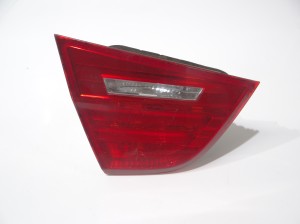 LAMPA LED LEWY TYŁ TYLNA W KLAPĘ BMW E90 LCI OE 7154155