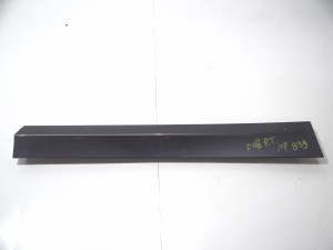 LISTWA DRZWI PRAWY TYŁ BMW X1 F48 M PAKIET 8060274 B39