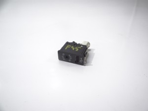 GNIAZDO AUX USB BMW X1 F48 F45  OE 9266607