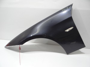 BŁOTNIK LEWY PRZEDNI BMW E90 CARBONSCHWARZ
