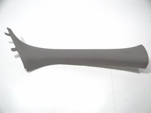 OSŁONA SŁUPKA PRAWY PRZÓD BMW X1 F48 7402608