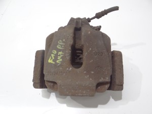 ZACISK HAMULCOWY PRAWY PRZÓD BMW F10 N47 60/24/330 (15569477)