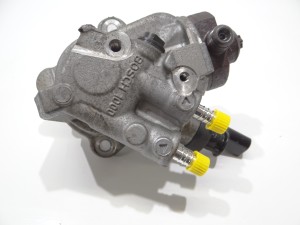 POMPA WTRYSKOWA BMW X1 E84 N47 8510865