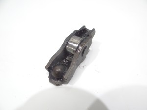 DŹWIGIENKA ZAWOROWA BMW X1 F48 B47C20A