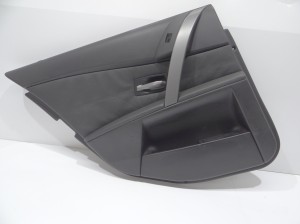 BOCZEK DRZWI LEWY TYŁ BMW E60 OE