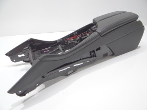 PODŁOKIETNIK BMW F10 F11 OE 9171570 (12801581) EUROPA