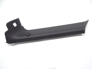 OSŁONA KLAPY BAGAŻNIKA PRAWA BMW I3 7315766