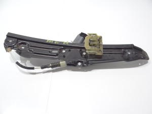PODNOŚNIK SZYBY PRAWY TYŁ BMW F11 7182614 EU
