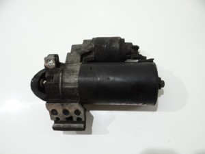 ROZRUSZNIK BMW E60 E61 N47 2.0D 7801203 AUTOMAT