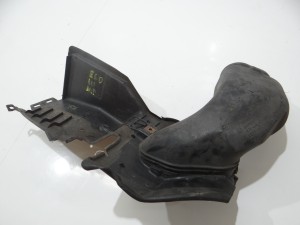 KANAŁ WLOT POWIETRZA BMW E60 E61 LCI M PAKIET N47 7796692