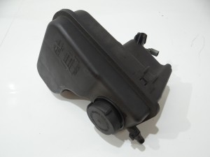 ZBIORNICZEK WYRÓWNAWCZY BMW E60 E61 LCI N47 7800293 (4614953)