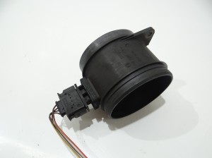 PRZEPŁYWOMIERZ POWIETRZA BMW E60 E61 2.0D 7805415