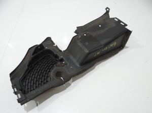 KANAŁ POWIETRZA LEWY PRZÓD BMW E60 E61 M PAKIET 7897175