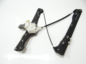 PODNOŚNIK MECHANIZM SZYBY PRAWY PRZÓD BMW E90