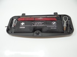 SCHOWEK ZESTAW NAPRAWCZY BMW E60 LCI 7506960