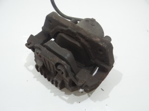 ZACISK HAMULCOWY PRAWY PRZÓD BMW E60 E61 M54 60/24 (4614824)