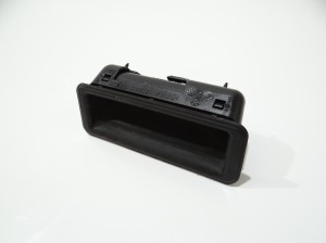 KLAMKA MIKROSTYK KLAPY BAGAŻNIKA BMW E60 E90 LCI 7118158 (17245753)