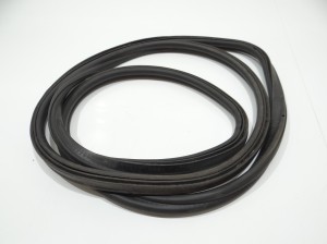 USZCZELKA KLAPY BAGAŻNIKA BMW F10 LCI 7204298