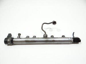 LISTWA WTRYSKOWA BMW E60 E61 LCI N47D20A 7809129 (4295377)