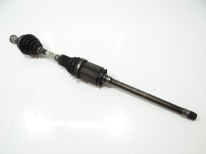PÓŁOŚ PRAWY PRZÓD PRAWA PRZEDNIA BMW X1 E84 N47 2.0D OE 7591682