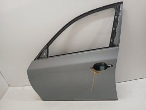 DRZWI LEWE PRZEDNIE BMW E60 E61 SILBERGRAU A08/7