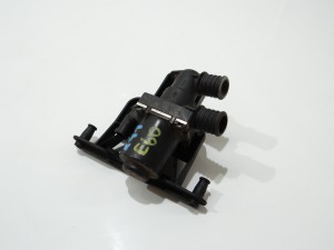 ELEKTROZAWÓR POMPKA WODY BMW E60 E61 6920226