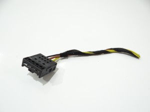 KOSTKA LAMPY TYŁ W KLAPĘ BAGAŻNIKA BMW E90 LCI