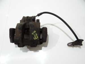 ZACISK HAMULCOWY PRAWY PRZÓD BMW X3 F25 N47 28/328 (17229349)