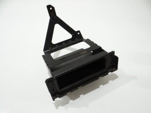 UCHWYT SCHOWKA SCHOWEK BMW E60 6928421