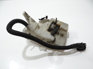 ZBIORNICZEK PŁYNU DO SPRYSKIWACZY BMW E61 7055349 (4295167)