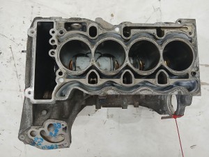 BLOK SILNIKA BMW E90 N43B20A 7558226