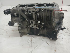 BLOK SILNIKA BMW E90 E91 N47D20C OE 7811138