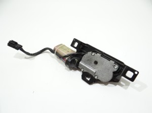 ZAMEK RYGIEL KLAPY BAGAŻNIKA BMW E61 LCI 7129931 (4295903)