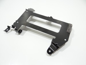 UCHWYT MOCOWANIE MODUŁU TCU BMW E60 E61 6924420 (4287515)