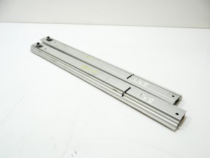 LISTWY SZYNY BAGAŻNIKA KOMPLET BMW X3 E83 LCI 3411941