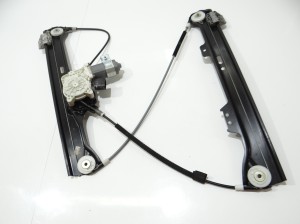 PODNOŚNIK MECHANIZM SZYBY PRAWY PRZÓD BMW E60 E61 7034352 (4279127)