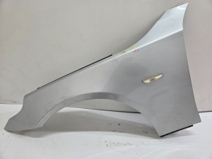 BMW E60 E61 BŁOTNIK LEWY PRZEDNI 354/7 TITANSILBER