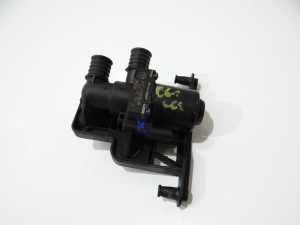ELEKTROZAWÓR POMPKA WODY BMW E60 E61 6920226 (4279262)