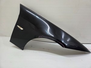 BŁOTNIK PRAWY PRZÓD BMW E90 E91 475/9