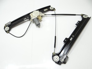 PODNOŚNIK SZYBY LEWY PRZÓD BMW E60 7184741