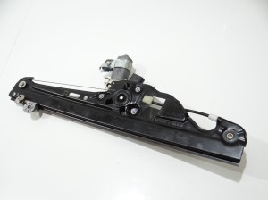 PODNOŚNIK SZYBY PRAWY TYŁ BMW E61 7034388 (4279227)