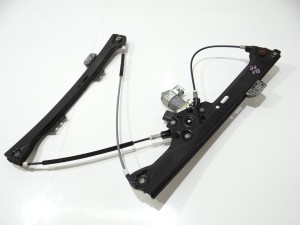 PODNOŚNIK SZYBY PRAWY PRZÓD BMW 5 E60 E61 7034352
