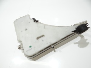 ZBIORNICZEK PŁYNU DO SPRYSKIWACZY BMW F30 7241671