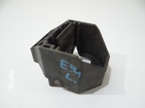 UCHWYT MOCOWANIE CHŁODNICY BMW E90 E91 7524956