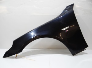 BŁOTNIK LEWY PRZÓD PRZEDNI BMW E60 CARBONSCHWARZ 416/9