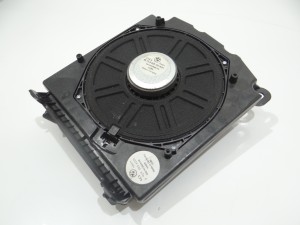 GŁOŚNIK SUBWOOFER PRAWY BMW E60 E61 6929100 (4279216)