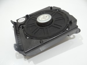 GŁOŚNIK SUBWOOFER PRAWY BMW E60 E61 6929100 (4279088)