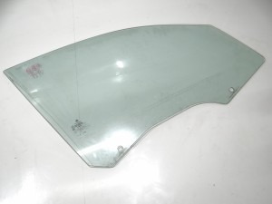 SZYBA DRZWI PRAWY PRZÓD BMW E87 (17898634)